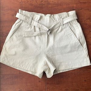 Theoty leather shorts